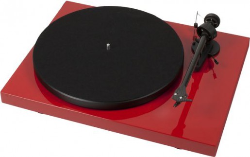 Pro-Ject-Debut-Carbon-Rouge-laque_P_600